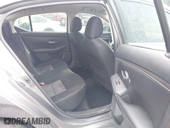 2020 Nissan Sentra SR with VIN 3N1AB8DV0LY220013, listed as a IAAI auction lot 41576242 with 79,997 mi miles and . Bid and sale history available at DreamBid. Image 8.