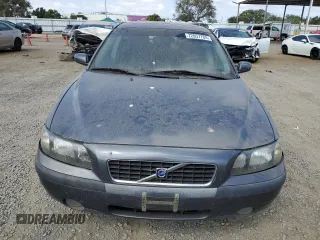 2004 Volvo S60 with VIN YV1RS59V042403509, listed as a Copart auction lot 72057704 with 162,994 mi miles and Salvage Title. Bid and sale history available at carsss.com. Image 5.