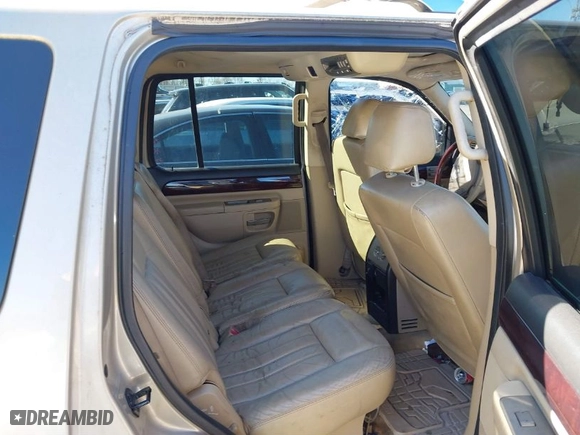 2005 Lincoln Aviator with VIN 5LMEU88H65ZJ27091, listed as a IAAI auction lot 41821154 with 169,113 mi miles. Bid and sale history available at carsss.com. Image 7.