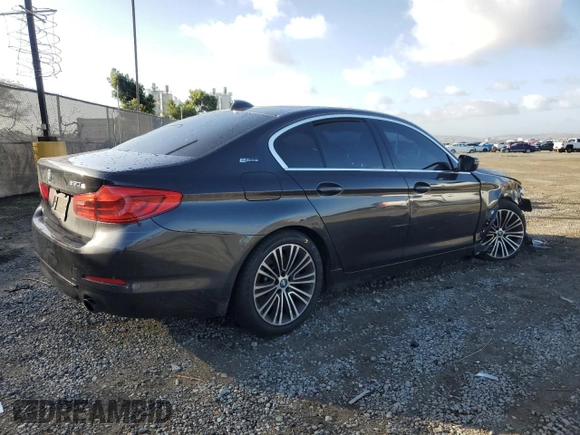 2019 BMW 5 Series 530e iPerformance with VIN WBAJA9C5XKB388307, listed as a Copart auction lot 49182735 with 73,819 mi miles and Salvage Title. Bid and sale history available at carsss.com. Image 3.
