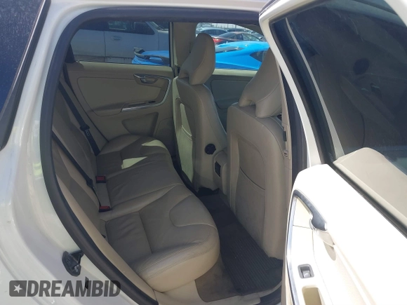 2012 Volvo XC60 3.2L с VIN YV4952DL3C2344789, выставлен на аукционе IAAI как лот 41807917 с пробегом 235 939 миль миль и . История ставок и продаж доступна на DreamBid. Изображение 8.