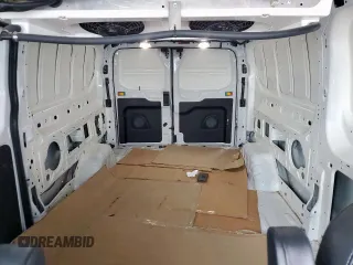 2023 Ford Transit Cargo с VIN 1FTBR1Y81PKB48106, выставлен на аукционе Copart как лот 57442685 с пробегом 11 889 миль миль и Списание • Salvage title. История ставок и продаж доступна на DreamBid. Изображение 10.