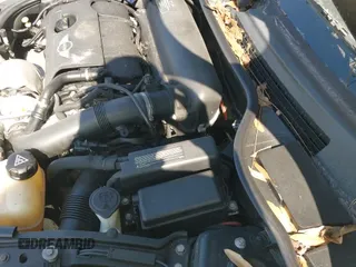 2011 MINI Hardtop S with VIN WMWSV3C51BTY11050, listed as a IAAI auction lot 41981118 with Not provided miles and . Bid and sale history available at DreamBid. Image 13.