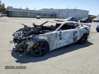2017 Chevrolet Camaro 2SS z VIN 1G1FH1R7XH0165745, wystawiony jako Copart lot #55525995 z przebiegiem Nie podano mil oraz Nie do naprawy • Non repairable. Historia ofert i sprzedaży dostępna na DreamBid. Obrazek 1.