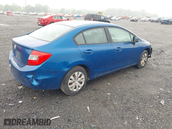 2012 Honda Civic LX z VIN 2HGFB2F54CH535126, wystawiony jako IAAI lot #42481363 z przebiegiem Nie podano mil oraz . Historia ofert i sprzedaży dostępna na DreamBid. Obrazek 4.