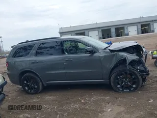 2022 Dodge Durango GT Plus z VIN 1C4RDJDG9NC187642, wystawiony jako IAAI lot #40886210 z przebiegiem 39 006 mil mil oraz . Historia ofert i sprzedaży dostępna na DreamBid. Obrazek 13.