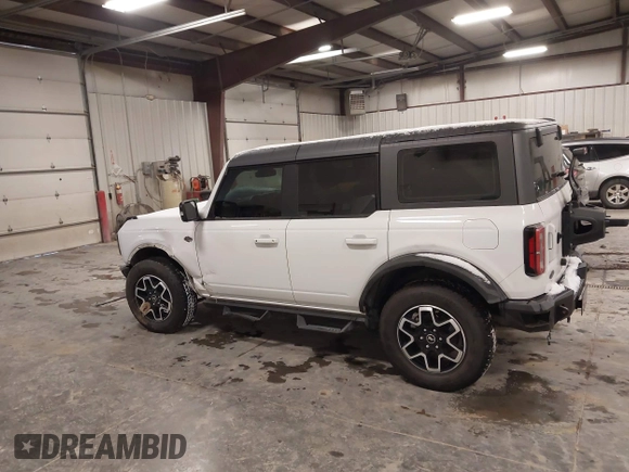2021 Ford Bronco with VIN 1FMEE5DP6MLA71957, listed as a IAAI auction lot 41587072 with 42,896 mi miles and . Bid and sale history available at DreamBid. Image 14.