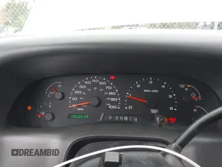 2003 Ford F-250 XL с VIN 1FTNW20L83EC77982, выставлен на аукционе IAAI как лот 42725985 с пробегом 196 203 миль миль и . История ставок и продаж доступна на DreamBid. Изображение 7.