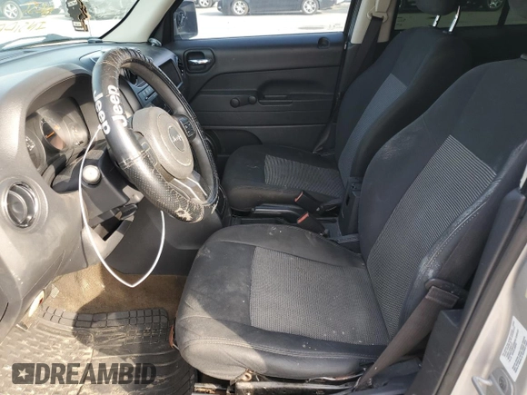 2014 Jeep Patriot Sport with VIN 1C4NJPBA5ED547489, listed as a Copart auction lot 63580795 with 271,303 mi miles and Salvage title. Bid and sale history available at DreamBid. Image 7.