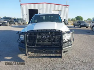 2022 Ram 2500 Tradesman with VIN 3C6UR5HJ4NG130956, listed as a IAAI auction lot 41934589 with 117,963 mi miles. Bid and sale history available at carsss.com. Image 12.