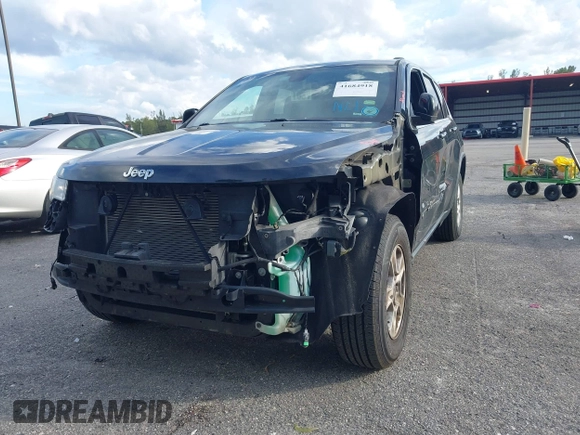 2017 Jeep Grand Cherokee Laredo with VIN 1C4RJEAG5HC663930, listed as a IAAI auction lot 41684918 with 91,063 mi miles. Bid and sale history available at carsss.com. Image 6.