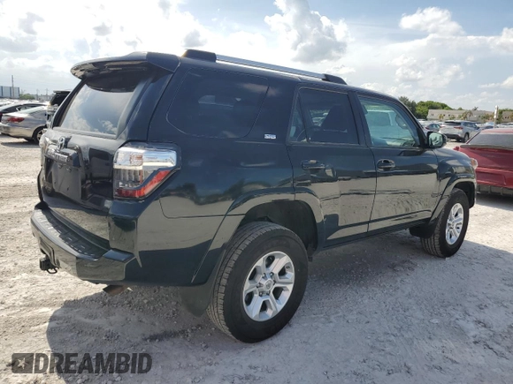 2021 Toyota 4Runner SR5 with VIN JTEEU5JR6M5247709, listed as a Copart auction lot 64248175 with 46,009 mi miles and Clean title. Bid and sale history available at DreamBid. Image 3.