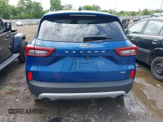 2023 Ford Escape PHEV z VIN 1FMCU0E16PUA29522, wystawiony jako IAAI lot #42441748 z przebiegiem 26 938 mil mil oraz . Historia ofert i sprzedaży dostępna na DreamBid. Obrazek 17.