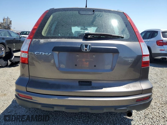 2011 Honda CR-V LX z VIN 5J6RE3H35BL059730, wystawiony jako Copart lot #58366485 z przebiegiem 101 645 mil mil oraz Szkoda całkowita • Salvage title. Historia ofert i sprzedaży dostępna na DreamBid. Obrazek 6.