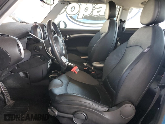 2007 MINI Hardtop S z VIN WMWMF73587TL91078, wystawiony jako Copart lot #65798545 z przebiegiem 118 513 mil mil oraz Czysty tytuł • Clean title. Historia ofert i sprzedaży dostępna na DreamBid. Obrazek 7.