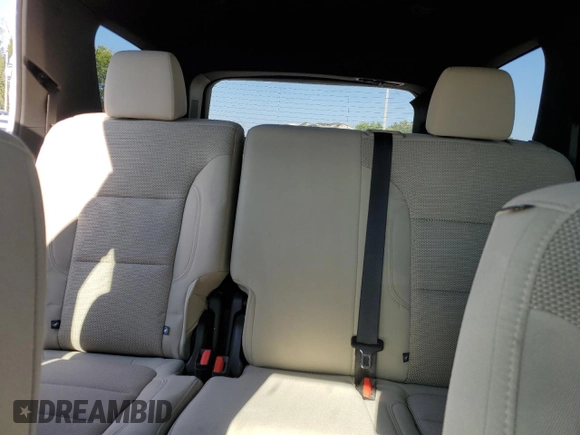 2022 Chevrolet Traverse LS with VIN 1GNERLKW2NJ171338, listed as a Copart auction lot 70129854 with 37,895 mi miles and Salvage Title. Bid and sale history available at carsss.com. Image 10.