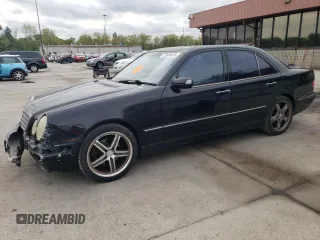 2001 Mercedes-Benz E-Class with VIN WDBJF65J61B307118, listed as a Copart auction lot 72564424 with Not Provided miles and Clean Title. Bid and sale history available at carsss.com. Image 1.
