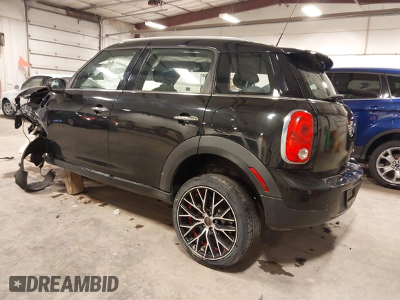 2012 MINI Countryman with VIN WMWZB3C53CWM05133, listed as a IAAI auction lot 41493309 with 114,412 mi miles and . Bid and sale history available at DreamBid. Image 3.