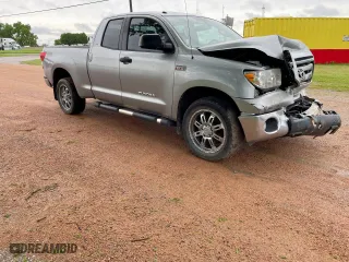2013 Toyota Tundra 4WD Truck with VIN 5TFUW5F14DX317287, listed as a Copart auction lot 54762445 with 165,038 mi miles and Clean Title. Bid and sale history available at carsss.com. Image 1.