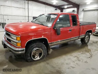 1998 Chevrolet C/K 1500 with VIN 2GCEK19R5W1191967, listed as a Copart auction lot 51534565 with 186,401 mi miles and Salvage Title. Bid and sale history available at carsss.com. Image 1.