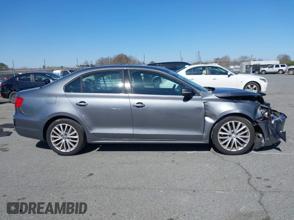 2011 Volkswagen Jetta SEL с VIN 3VWLZ7AJ2BM078649, выставлен на аукционе IAAI как лот 41778648 с пробегом 173 367 миль миль и . История ставок и продаж доступна на DreamBid. Изображение 13.