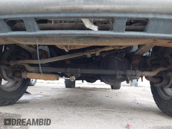 2004 Ford F-250 XL с VIN 1FTNX21P14ED30876, выставлен на аукционе IAAI как лот 41973059 с пробегом 242 959 миль миль и . История ставок и продаж доступна на DreamBid. Изображение 14.