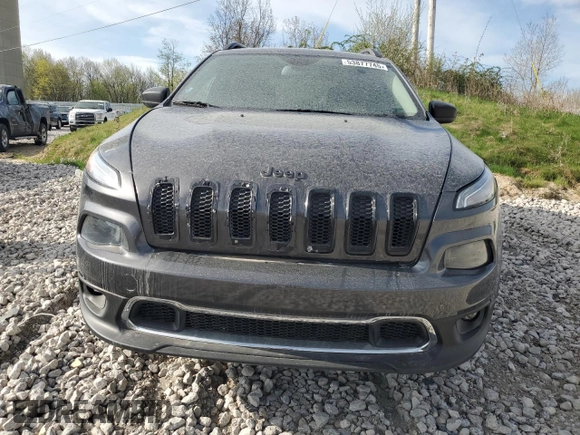 2018 Jeep Cherokee Latitude Tech Connect with VIN 1C4PJMCB0JD527532, listed as a Copart auction lot 53877745 with 246,032 mi miles and Clean Title. Bid and sale history available at carsss.com. Image 5.
