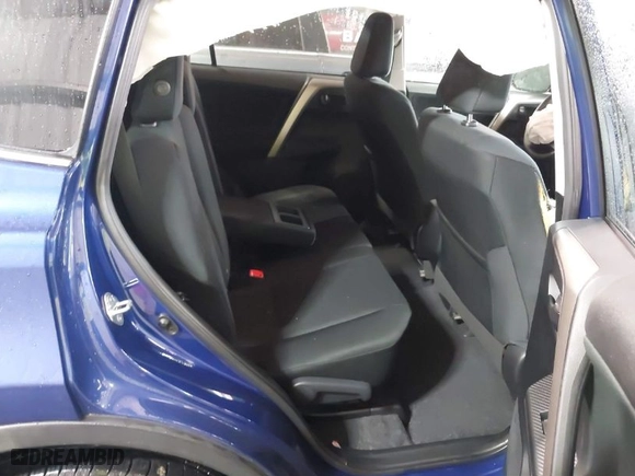 2015 Toyota RAV4 LE with VIN 2T3BFREVXFW403391, listed as a IAAI auction lot 41845901 with 105,769 mi miles. Bid and sale history available at carsss.com. Image 8.