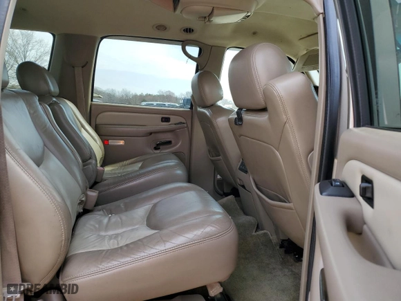 2003 GMC Yukon XL Denali with VIN 1GKFK66U93J266220, listed as a Copart auction lot 50806205 with 212,033 mi miles and Salvage Title. Bid and sale history available at carsss.com. Image 11.