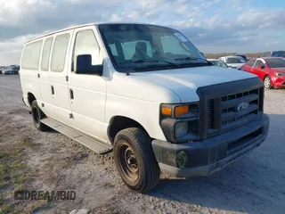 2010 Ford Econoline Passenger XL z VIN 1FBNE3BL9ADA95253, wystawiony jako IAAI lot #41059800 z przebiegiem 156 616 mil mil oraz . Historia ofert i sprzedaży dostępna na DreamBid. Obrazek 1.