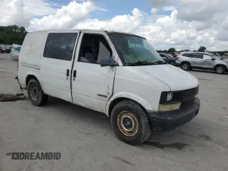 1998 Chevrolet Astro Cargo z VIN 1GCDM19W5WB156776, wystawiony jako Copart lot #56903675 z przebiegiem Nie podano mil oraz Tytuł czysty. Historia ofert i sprzedaży dostępna na DreamBid. Obrazek 4.