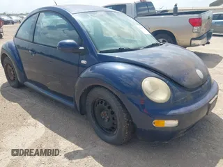 2003 Volkswagen Beetle with VIN 3VWBP21C53M410395, listed as a IAAI auction lot 42696953 with 138,502 mi miles and . Bid and sale history available at DreamBid. Image 1.
