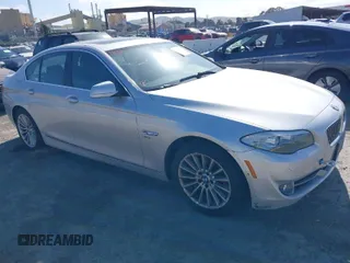 2012 BMW 5 Series 535i xDrive with VIN WBAFU7C50CDU60588, listed as a IAAI auction lot 42067374 with 78,617 mi miles. Bid and sale history available at carsss.com. Image 1.