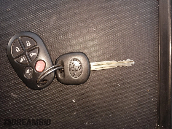 2011 Toyota Sienna SE с VIN 5TDXK3DC0BS126129, выставлен на аукционе IAAI как лот 42200517 с пробегом 158 408 миль миль и . История ставок и продаж доступна на DreamBid. Изображение 11.