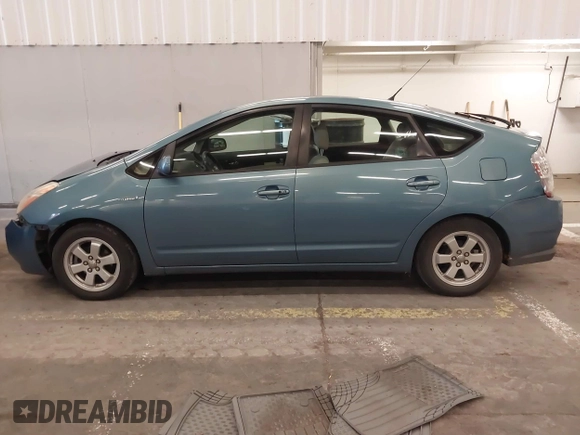 2006 Toyota Prius with VIN JTDKB20U463129691, listed as a IAAI auction lot 40922316 with 301,945 mi miles. Bid and sale history available at carsss.com. Image 14.