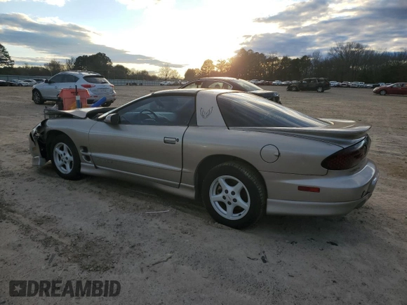 2001 Pontiac Firebird Firebird z VIN 2G2FS22K712109736, wystawiony jako Copart lot #87247004 z przebiegiem 84 965 mil mil oraz Czysty tytuł • Clean title. Historia ofert i sprzedaży dostępna na DreamBid. Obrazek 2.