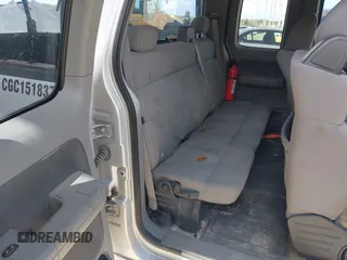2006 Ford F-150 STX с VIN 1FTRX12W96KD80575, выставлен на аукционе IAAI как лот 42342553 с пробегом 225 900 миль миль и . История ставок и продаж доступна на DreamBid. Изображение 8.