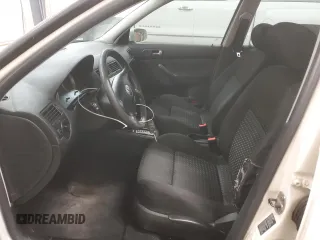 2004 Volkswagen Jetta GL with VIN 3VWRK69M54M098422, listed as a Copart auction lot 44006055 with 115,211 mi miles and Clean title. Bid and sale history available at DreamBid. Image 7.