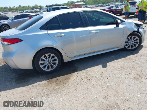 2021 Toyota Corolla LE with VIN JTDVPMAE4MJ173183, listed as a IAAI auction lot 42016420 with 114,296 mi miles. Bid and sale history available at carsss.com. Image 13.