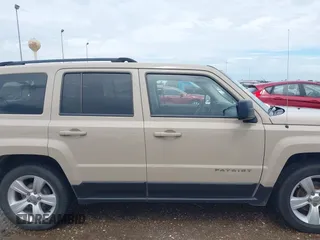 2017 Jeep Patriot High Altitude with VIN 1C4NJPFAXHD203977, listed as a IAAI auction lot 42496814 with 170,399 mi miles and . Bid and sale history available at DreamBid. Image 13.