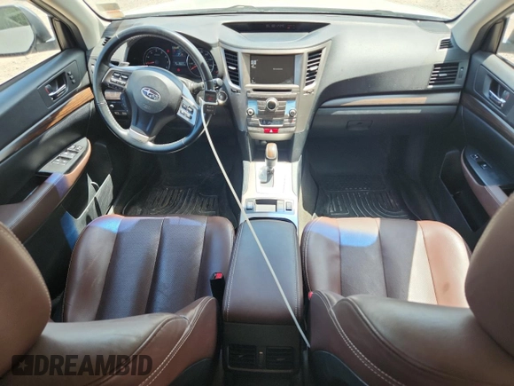2014 Subaru Outback Limited z VIN 4S4BRCPC6E3320067, wystawiony jako Copart lot #62862245 z przebiegiem 151 065 mil mil oraz Szkoda całkowita • Salvage title. Historia ofert i sprzedaży dostępna na DreamBid. Obrazek 8.