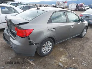 2011 Kia Forte EX with VIN KNAFU4A21B5458641, listed as a IAAI auction lot 40834309 with 149,137 mi miles. Bid and sale history available at carsss.com. Image 4.