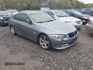 2011 BMW 3 Series 328i xDrive z VIN WBAKF5C59BE586471, wystawiony jako IAAI lot #42149063 z przebiegiem Nie podano mil oraz . Historia ofert i sprzedaży dostępna na DreamBid. Obrazek 1.