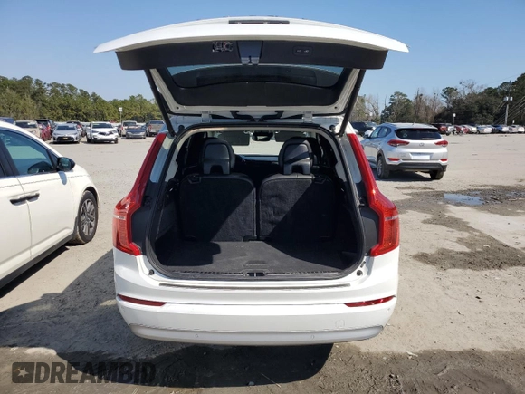 2022 Volvo XC90 Momentum with VIN YV4102PK6N1801537, listed as a Copart auction lot 46426435 with 31,019 mi miles and Salvage Title. Bid and sale history available at carsss.com. Image 6.