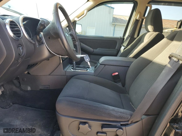 2010 Ford Explorer XLT with VIN 1FMEU7DE5AUB02425, listed as a Copart auction lot 47920365 with 118,033 mi miles and Salvage Title. Bid and sale history available at carsss.com. Image 7.