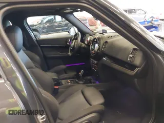 2020 MINI Countryman John Cooper Works z VIN WMZYZ9C07L3L84189, wystawiony jako IAAI lot #42163459 z przebiegiem 49 416 mil mil oraz . Historia ofert i sprzedaży dostępna na DreamBid. Obrazek 5.