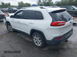 2015 Jeep Cherokee Latitude with VIN 1C4PJMCB1FW751758, listed as a IAAI auction lot 41767154 with 160,349 mi miles. Bid and sale history available at carsss.com. Image 3.