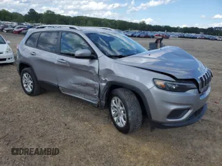 2021 Jeep Cherokee Latitude with VIN 1C4PJLCBXMD112166, listed as a Copart auction lot 55343445 with 86,440 mi miles and Salvage title. Bid and sale history available at DreamBid. Image 4.