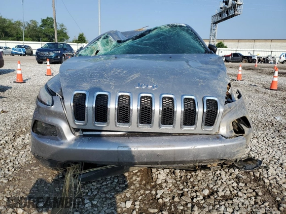 2017 Jeep Cherokee Sport with VIN 1C4PJMAB1HW563201, listed as a Copart auction lot 59742435 with 149,423 mi miles and Salvage title. Bid and sale history available at DreamBid. Image 5.