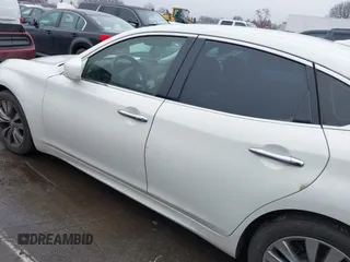 2013 Infiniti M with VIN JN1BY1AP2DM511813, listed as a IAAI auction lot 41577968 with 191,608 mi miles and . Bid and sale history available at DreamBid. Image 15.